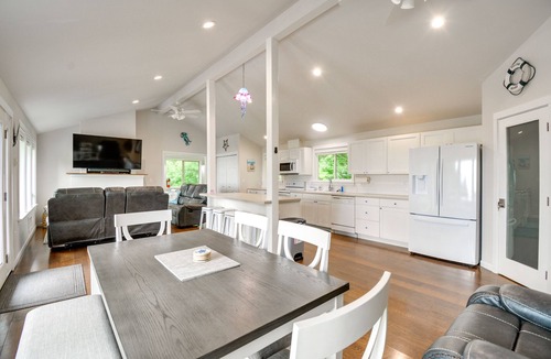 Copalis Beach House | Serene Copalis Beach Getaway: Walk to Beach!