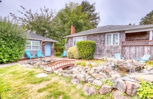 Downtown Cannon Beach House | Serene Dog-Friendly Cottage - Blocks to Beach & Downtown