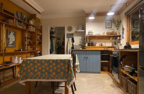 Ceres Apartment | Serene Garden Flat