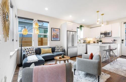 Genesee House | Serene Genesee Escape