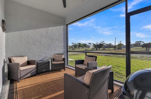Westminister Apartment | Serene Golf View Retreat