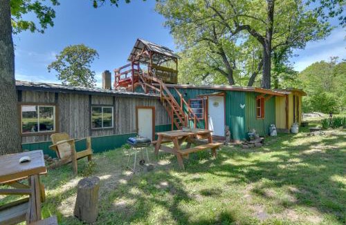 Carroll County House | Serene Green Forest Hideaway w/Spacious Yard
