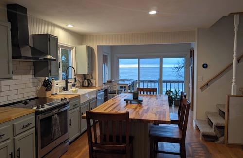 Village of Harrison House | Serene Lake Winnebago Home next to High Cliff, 40 Minutes to Oshkosh/Green Bay