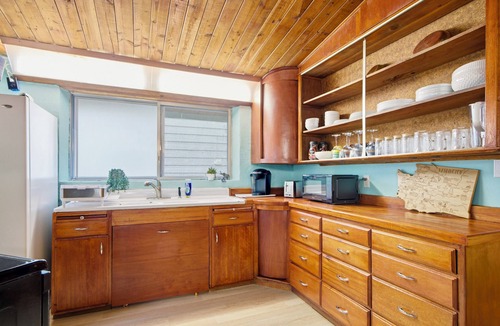 Stevens House | Serene MidCentury Gem 5BR Madison Park & World Cup