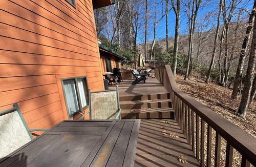 Wolf Laurel House | Serene Mountain Retreat on Wolf Laurel Golf Course – Views of Hatley Pointe Ski