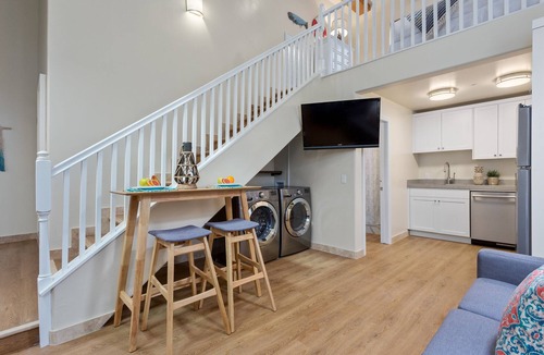 South Oceanside House | Serene Oceanside Escape P1724L