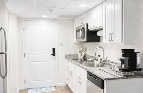 Fort Myers River District Apartment | Serene Riverfront Condo/Pool, Spa, Fort Myers Downtown Access