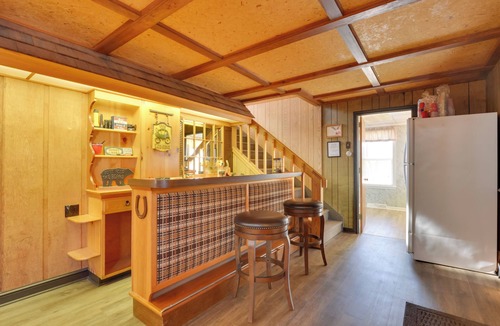 Saxton House | Serene Saxton Lodge: 7 Mi to Lake Raystown!