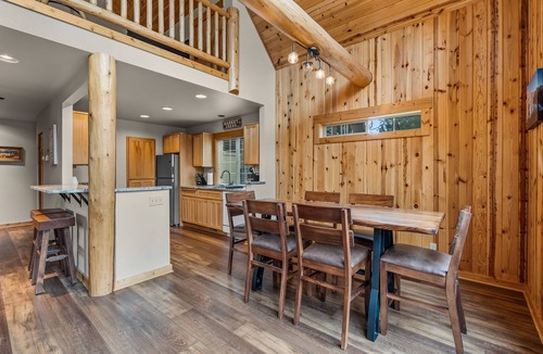 Redmond Ski Chalet | Serene & Secluded Eagle Crest Chalet