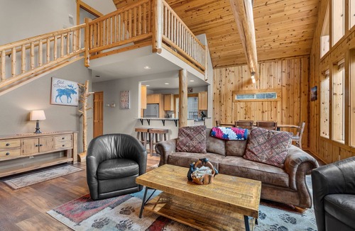 Redmond Ski Chalet | Serene & Secluded Eagle Crest Chalet