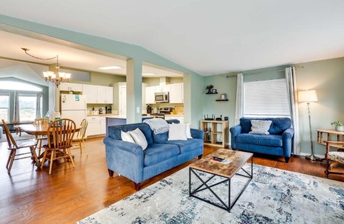 Sequim House | Serene Sequim Retreat w/Deck: Pets Welcome!