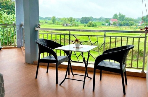 Orani House | Serene Stay | Spacious 4BR with Scenic Ricefield Balcony