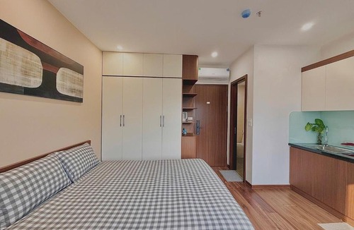 Nhat Tan Apartment | Serene Studio Modern Comfort in Local Alley