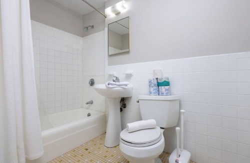 Prudential - St. Botolph Apartment | Serene Studio with Cozy Atmosphere