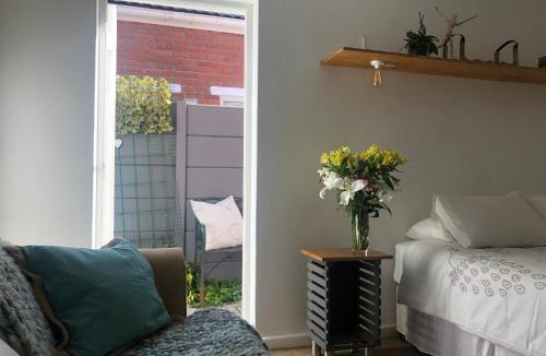 Pinelands Apartment | Serene Studio