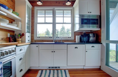Washington Island Cabin | Serene Washington Island Getaway w/Private Beach!
