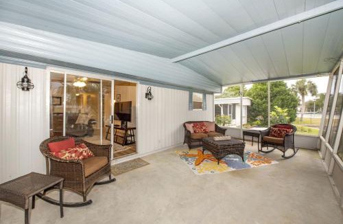 Crawfordville House | Serene Waterfront Getaway: Perfect Vacation Rental for Families in Wakulla County, FL