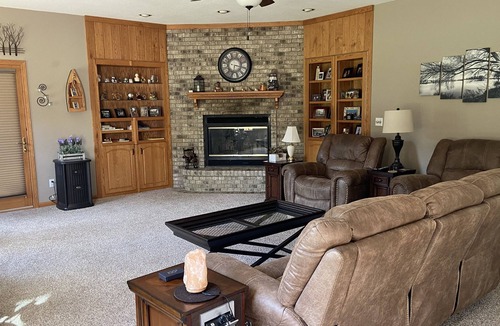 Stevens Point House | Serene, wooded, upscale home 2 miles from SentryWorld