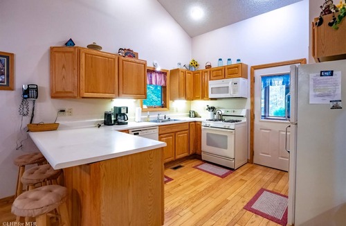 Timberline House | Serenity - 23 Woods End Court Serenity - Access to Community Swimming & Fishing Pond, Pet Friendly