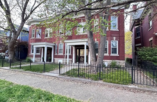 Dayton House | Serenity 3-bed marble bath historic district of Dayton 5min downtown 5min U.D