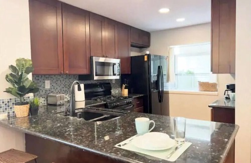 Santa Ana Heights Condo | Serenity by South Coast Plaza