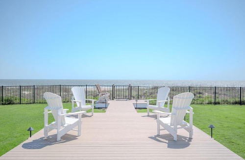 Caswell Beach House | Serenity by the Sea by Oak Island Accommodations