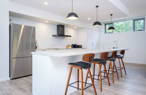 Halls Gap House | Serenity HG4A: Brand new 4Br 3.5Ba house with Absolute Nat Park frontage