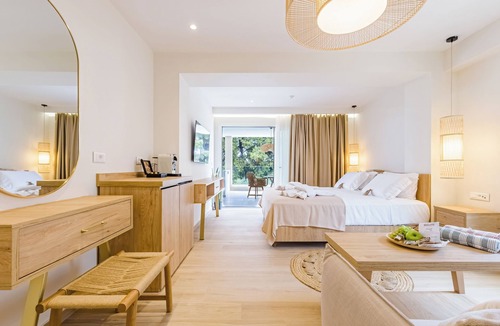 Paliouri Hotel | Serenity Hill