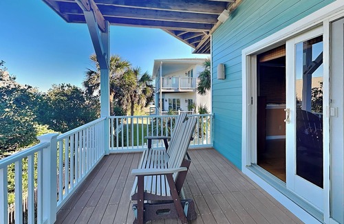 Vilano Beach Cottage | Serenity Now by Distinctive Beach Rentals