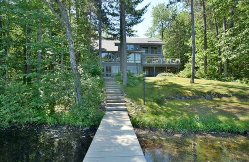 Cable House | Serenity On Lake Owen Condo