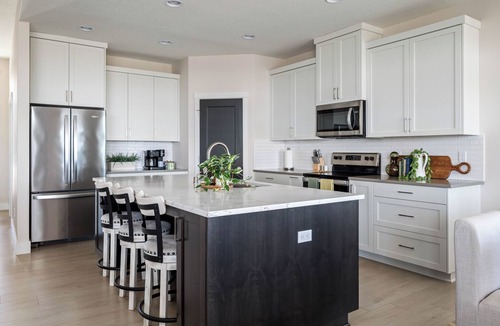 Kennewick House | Serenity's Edge - Large Kennewick Home