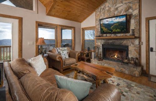 Blowing Rock House | Serenity
