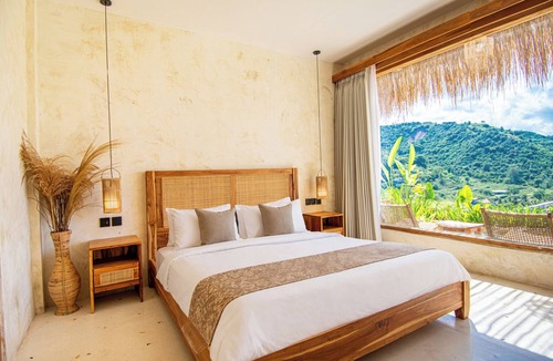 Selong Belanak Resort | Sereno Lombok Resort