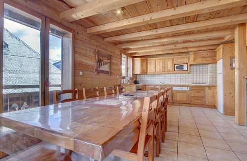 Morzine Apartment | Sermes M504 Triplex in the centre of morzine 12 people