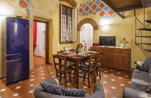 San Frediano Apartment | SERRAGLI Loft - hosted by Sweetstay