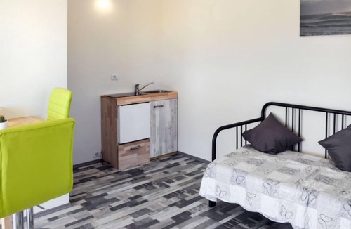 Cologna Spiaggia Apartment | Serrani by Interhome