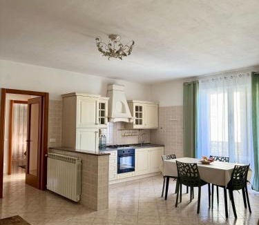 Serravalle Scrivia Apartment | Serravalle Shop&Stay -Private parking
