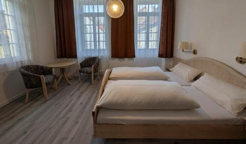 Creglingen Hotel | Serviced Rooms 'Krone'
