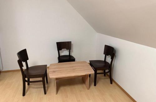 Stadtmitte Apartment | SES12a 2-OG 3Zimmer Möbilierte Wohnung in Wolfsburgs Zentrum