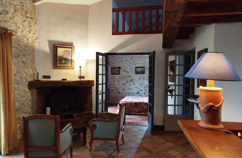 Saint-Andre-de-Bueges House | SETA - Bombequiols