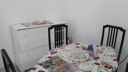 Centro de Vila Velha House | Seu Apto Centro 7 Excelente Local 5 Camas Até 6 Pessoas 2Q Ar Cond Geladeira Fogao TV Bem Simples Econômico