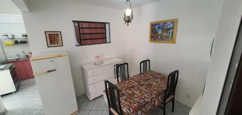 Centro de Vila Velha House | Seu Apto Centro 7 Excelente Local 5 Camas Até 6 Pessoas 2Q Ar Cond Geladeira Fogao TV Bem Simples Econômico