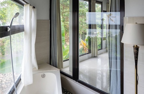 Seraya Barat Hotel | Seva Hotel