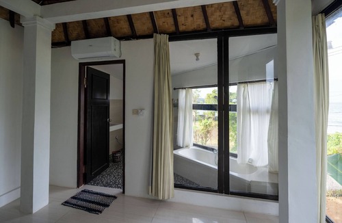Seraya Barat Hotel | Seva Hotel