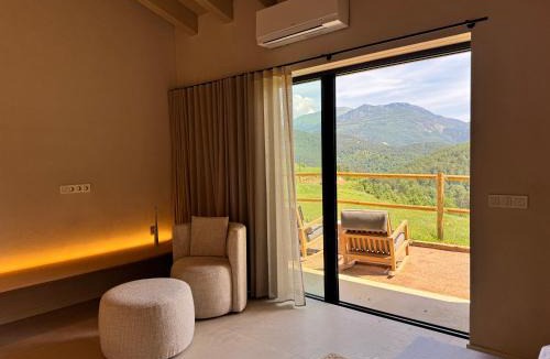 Campdevanol Resort | Seven By Bussacs