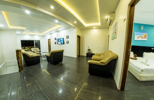 Maafushi House | Seven Corals