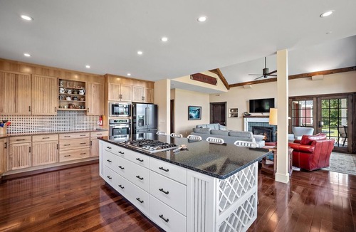 Meredith House | Seven Gables Farm! Gorgeous home near Lake Waukewan!