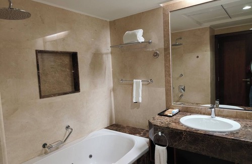 Al Qusais Hotel | Seven Seas Hotel