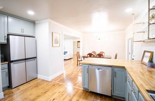 Saint Andrews House | Sewanee home in the heart of central campus!