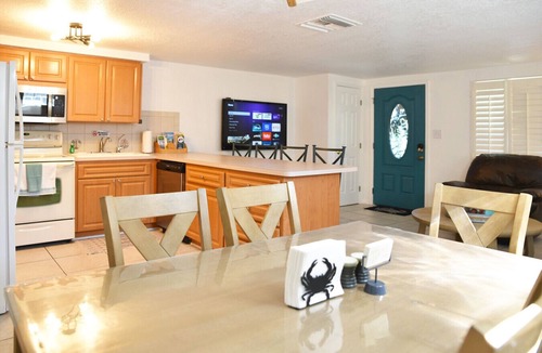 Port Richey Villa | SF Kick back and Relax at Leisure Beach